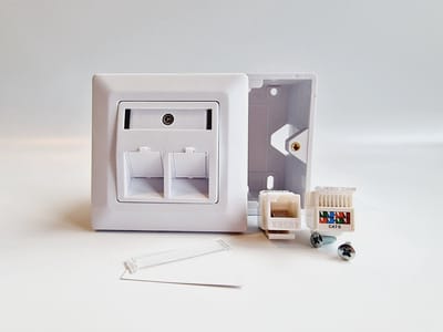 JMS Cat6 wall outlet 2x Cat6 RJ45 Wandcontactdoos UTP RJ45 Contactdoos - CAT5E / CAT6 Internet Wandcontactdoos Stopcontact Inbouw / Opbouw - Netwerk Ethernet Wanddoos Inbouwdoos / opbouwdoos Te Monteren Zonder Speciaal Gereedschap!