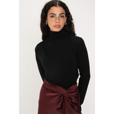 VIVEH Alcor Top Black Maat: 34 | Longsleeves Outlet | Dames | Zwart