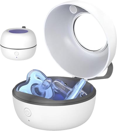 UV Reiniger Doos - Reis Accessoire - Hygiënisch Bewaren - Eénknopsbediening - 11 x 11 x 8.3 cm - Wit