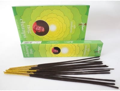 Satya Nag Champa wierook stokjes - 1x pakje van 12 stuks - Sai Mahima Meditatie - 15 gram - geurstokjes - Zoete geur - Rustgevend