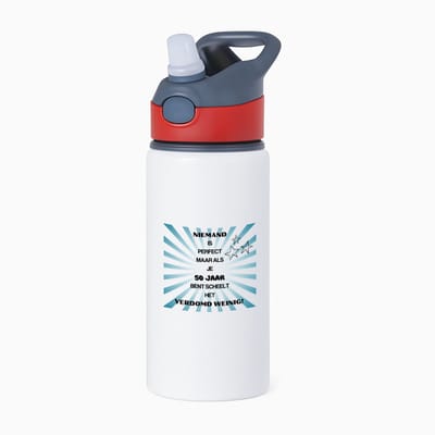 Hacebo® - 50 jaar Sarah en Abraham cadeau - waterfles met rietje rood - Hoera 50 jaar - Jubileum man en vrouw - met opdruk - Grappige tekst - Jarig - Verjaardag - Grappige tekst - water fles - 650ML