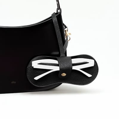 Ainy Zachte Brillenkoker voor Handtas - Zwart | Elegant & Stijlvol | Brillenhoesje met Magneetsluiting | Waterdichte en Krasbestendige Opberg Etui voor Brillen & Zonnebrillen | Trendy en Ophangbaar