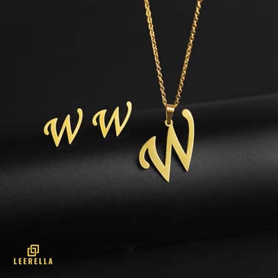 Leerella | W | Luxe Goudkleur Initialen Ketting & Oorbellen Set - Roestvrij Staal - Letters A t/m Z - Persoonlijke Sieraden voor Elke Gelegenheid Moederdag, Valentijnsdag en Verjaardag Cadeau Ketting 45 cm