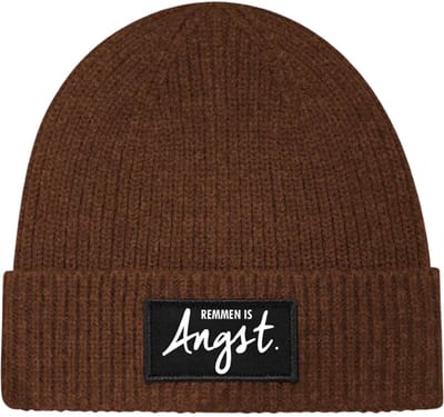 Remmen is angst wintermuts walnut rib gebreid | wit - soBAD. | Unisex | Skimuts | Muts | Kou | met grappige tekst | Winter | Beanie | Apres ski muts