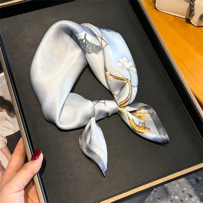 Écharpe en Soie Naturelle 100 % Mûrier Mode Femme Écharpes de Cou Dame de Bureau Foulard Cheveux Mouchoir Bandana Châle Écharpes Y1667YY- white