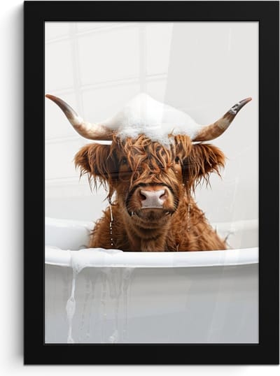 Poster in lijst - Fotolijst 20x30 cm - Posters - Schotse Hooglander - Bad - Koe - Dieren - Schuim - Posterlijst zwart - Wanddecoratie badkamer - Muurdecoratie WC - Decoratieve accessoires - Toilet muur decoratie