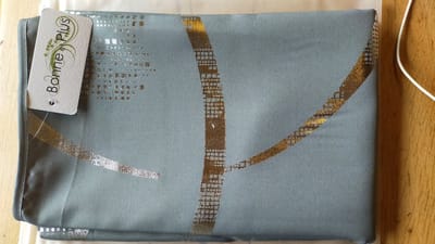 Tafelkleed anti-vlek Brillant gris clair 240 x 150cm Tafellaken - Decoratieve Tafel Accessoires - Woonkamer Decoratie - Bonne et Plus®
