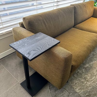 GoudmetHout® Bijzettafel Bank - Banktafel en Klein Laptop Tafeltje voor de Woonkamer - 65cm Hoog - Sidetable - Zwart Eiken Tafel met Zwart Staal