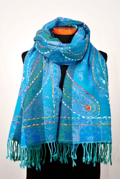 Wollen geborduurde sjaal en omslagdoek Turquoise-Petrol, Merino wol, 72 * 190 cm