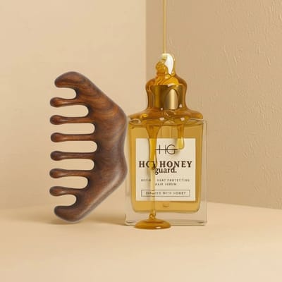 HG Aesthetics Luxe Haarverzorgingsset – Sandelhouten Kam & Honey Heat Protect Serum – Anti-Frizz, Glans & Bescherming tot 250°C – Cadeau