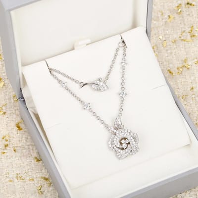 Nouveau Bijou de Marque Supérieure en Argent Sterling 925 Pur pour Femmes Collier avec Pendentif Diamant Fleur Rose Design Charmant Qualité Fine de Luxe 45cm white