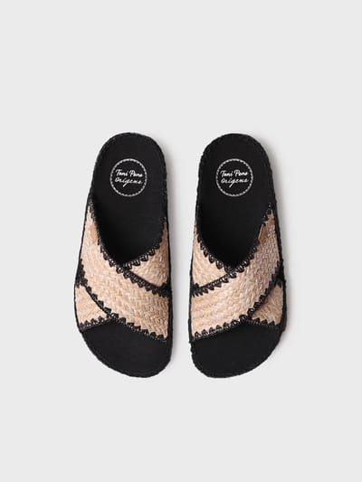 Platte espadrille voor dames van gevlochten stof met gekruiste bandjes | BERTA-IP