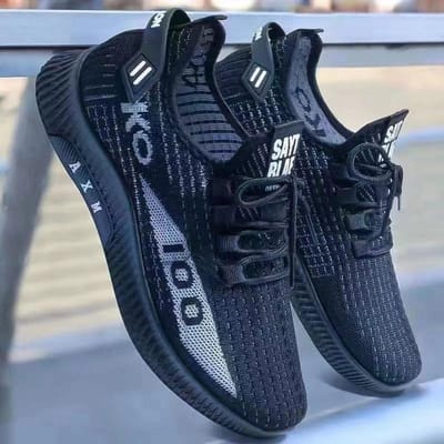 Herenschoenen Nieuwe Zomermode Sportschoenen Ademende Vliegend Mesh Schoenen Trendy Veelzijdige Casual Schoenen 44 black