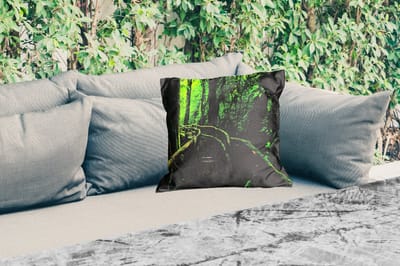 Buitenkussen - Jungle - Brug - Mos - Natuur - Tropisch - 45x45 cm - Weerbestendig