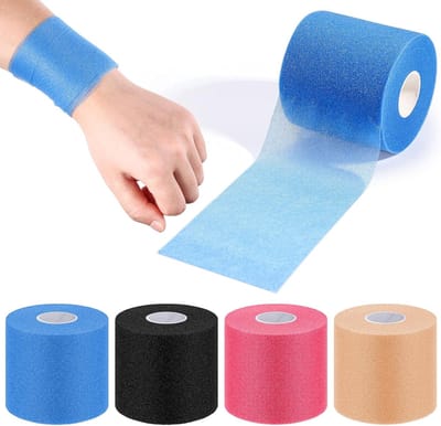 4 stuks Pre Wrap Athletic 120 Yards Prewrap hoofdbanden voor haar Foam Underwrap Sports Wrap haar Prewrap strip tapes voor enkels polsen sport foam tape, Underwrap tape - Voetbaltap (Zwart, beige, blauw, roze) - Cyslmuk®