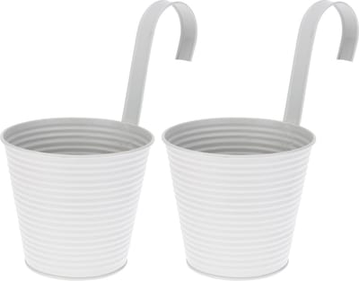 Set van 2x stuks bloempotten/plantenbakken zinken emmertjes met ophanghaak wit gestreept 14x12x24 cm - Balkon/schutting plantenpot