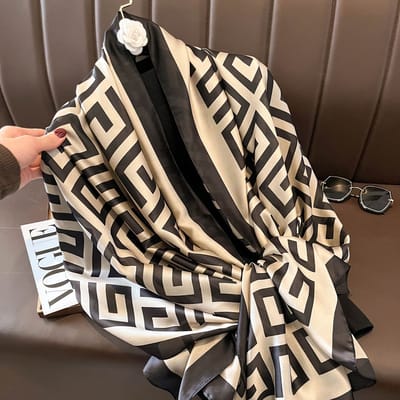 Zachte Imitatiezijde Sjaal 90x180 cm voor Dames - Hoofddoek, Bandana en Halsdoek-F-325 - Black Beige