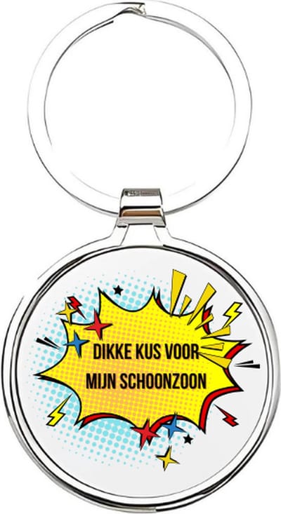 Akyol - Dikke kus voor mijn schoonzoon Sleutelhanger - zoon - De leukste schoonzoon - Schoonzoon sleutelhanger - kind sleutelhanger - Sleutelhanger zoon - Familie sleutelhanger - cadeautje - Zoon cadeau - boy - de liefste zoon - 4 x 7,5 CM