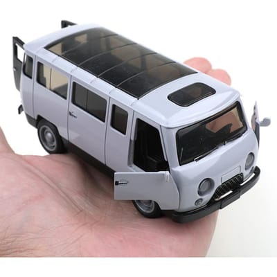 (Verpakt) Retro Drie-Deurs Antieke Pull-Back Bestelwagen op Schaal 1/36, Die-Cast Metaal, Jongensspeelgoed, Replica Van Een Ouderwetse Voertuig