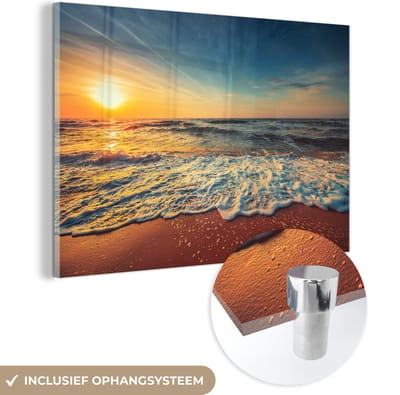MuchoWow® Glasschilderij 120x80 cm - Schilderij acrylglas - Strand - Zee - Zonsondergang - Goud - Foto op glas - Muurdecoratie woonkamer - Wanddecoratie slaapkamer - Schilderijen