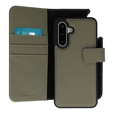 imoshion Hoesje - Geschikt voor Samsung Galaxy A17 (5G) / A17 (4G) - Uitneembare 2-in-1 Luxe Bookcase - Groen