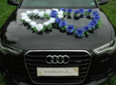 Auto Decoratie Hart - Bruiloft Slinger - Bruiloft Versieren - Handgemaakt Met Zuignappen - 32x24x11.6cm - Blauw Wit