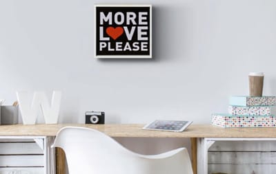 LIGHT BOX MEDIUM MORE LOVE-DREAM-BE HAPPY