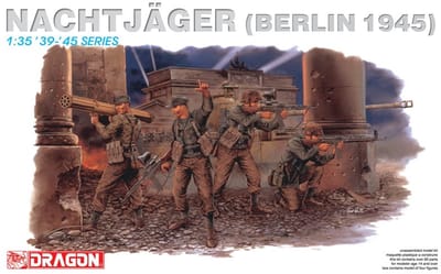 Dragon Modelbouwpakket Militaire voertuigen - 6089 Nachtjäger - Berlijn 1945 - Duitse Soldaten WWII - 4 Figuren Plastic - 1:35 - Modelbouw