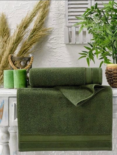 Lubna Home  Badhanddoekset GROEN  2 PACK Gekamde Katoen 70x140-50x90 cm GROEN  ELENA