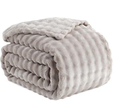 Zachte Beige Plaid Deken 150x200 cm – Fleece Woondeken voor Bank en Bed
