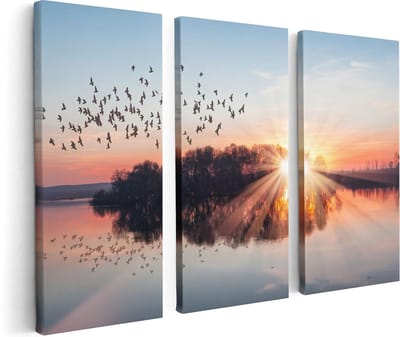 Artaza Canvas Schilderij Drieluik Groep Vogels Boven De Meer Met Zonsondergang - 120x80 - Foto Op Canvas - Canvas Print