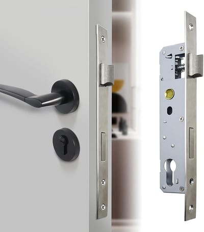 Robuuste tuinpoort met stalen buizenframe en 85 mm spatiëring, stevige binnendeur met 25 mm cilinder voor links/rechts gebruik