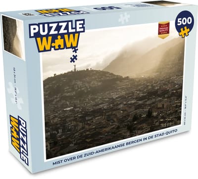 Puzzel Mist over de Zuid-Amerikaanse bergen in de stad Quito - Legpuzzel - Puzzel 500 stukjes