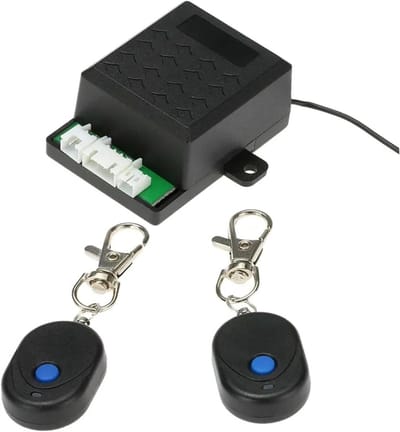 Auto Beveiligingssysteem - Startonderbreker Alarm - Voertuig Beveiligen - Afstandsbediening Bediening - 65 x 62 cm - Zwart