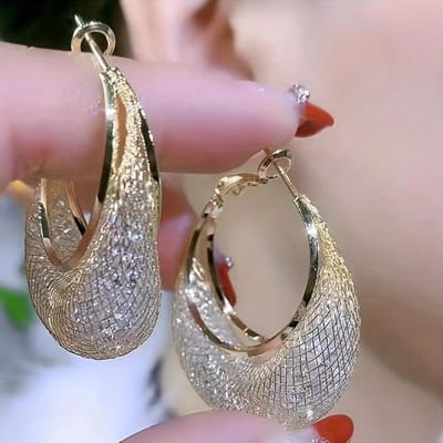 Boucles d'oreilles créoles à mailles brillantes exagérées, bijoux en fer, strass incrustés, style décontracté élégant pour femmes, boucles d'oreilles de fête gray