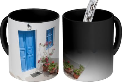 Magische Mok - Foto op Warmte Mokken - Koffiemok - Architectuur - Blauw - Wit - Deur - Magic Mok - Beker - 350 ML - Theemok