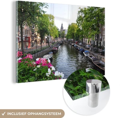 MuchoWow® Glasschilderij 60x40 cm - Schilderij acrylglas - Amsterdam - Zomer - Bloembakken - Foto op glas - Schilderijen