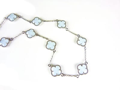 model 10 Fiori collier in zilver lichtblauwe klavers