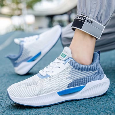 Koppel Sportschoenen Lente Nieuwe Sportschoenen Studentenschoenen Vliegend Weven Casual Herenschoenen Mode Koreaanse Hardloopschoenen 44
