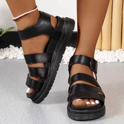 Dames Zomer Nieuwe Mode Gesp Dikke Zool Antislip Dames Sandalen Buiten Casual Eenvoudig Effen Kleur Slippers Grote Maat 39 zwart