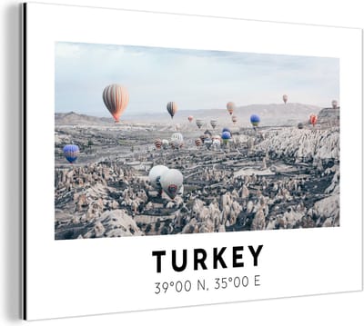 Wanddecoratie Metaal - Aluminium Schilderij Industrieel - Turkije - Cappadocië - Luchtballon - 180x120 cm - Dibond - Foto op aluminium - Industriële muurdecoratie - Voor de woonkamer/slaapkamer
