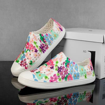 Mocassins d'été respirants ajourés Chaussures de plage confortables pour femmes Baskets de marche légères pour garçon 38