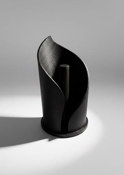 RI-Design Keukenrolhouder Design Zwart– Moderne Staande Keukenrolhouder – Minimalistisch & Stabiel – Luxe Keukenaccessoire