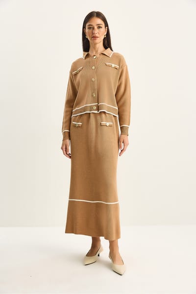 Geribbelde Tricot Midi Twee-Delige Set met Knopen Sluiting