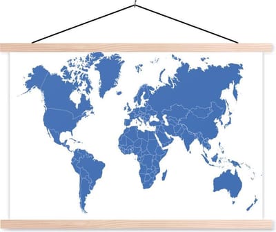 Posterhanger incl. Poster 150x100 cm - Schoolplaat - Wereldkaart - Blauw - Minimalisme - Textielposter - Blanke latten