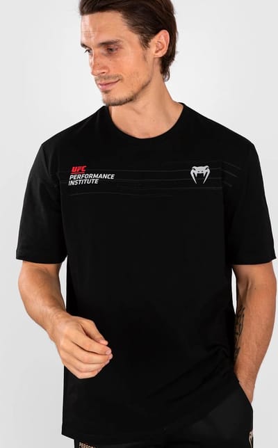 UFC x Venum Performance Institute 2.0 T-Shirt Zwart Rood - L