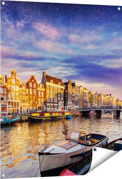 Gards Tuinposter Amsterdamse Gracht in de Nacht met Sterren - 80x100 cm - Tuindoek - Tuindecoratie - Wanddecoratie buiten - Tuinschilderij