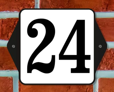 Huisnummerbord Klassiek - Nummer 24 - 14 x 11 cm - incl. bevestiging | - naambord - nummerbord - voordeur