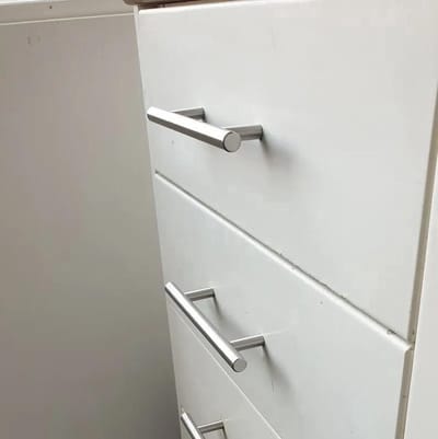 New Age Devi - Moderne Ronde Handgreep van RVS Metaal - 128mm Hartafstand - Voor Kast Keuken Lade Of Deur - Inclusief Schroeven - Geschikt voor Verschillende Meubels
