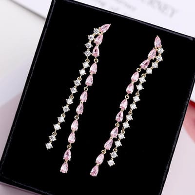 Boucles d'oreilles longues à pampilles Boucles d'oreilles tendance en zircone cubique Boucles d'oreilles géométriques en forme de gouttelette gray